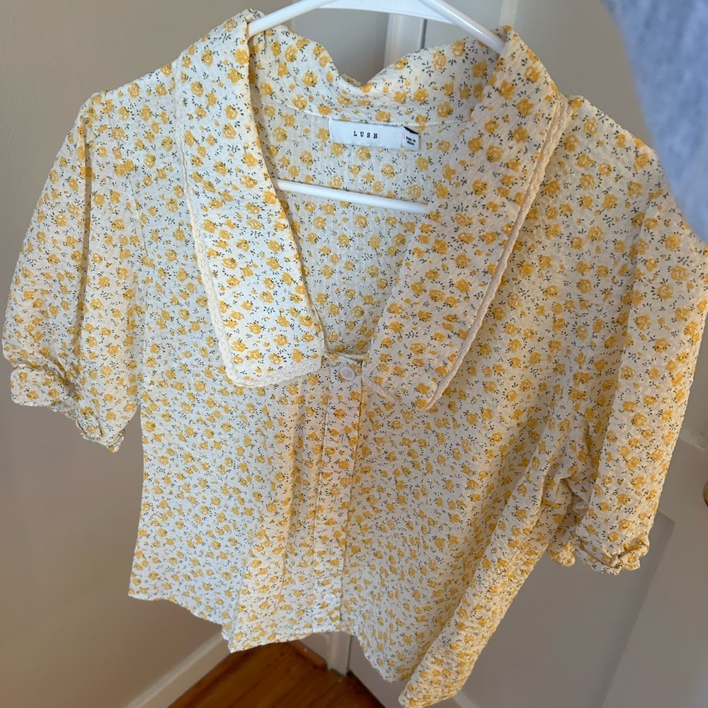 Summer floral top
